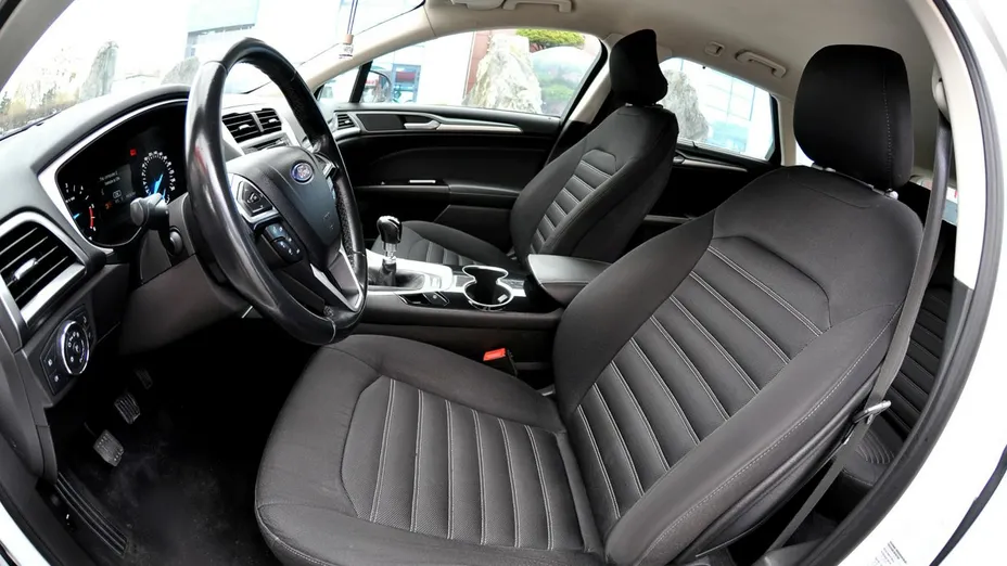 FORD Mondeo -