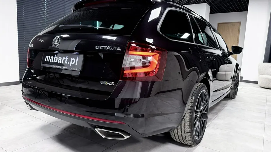 SKODA Octavia -