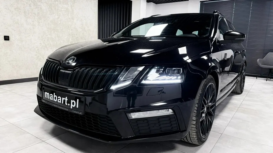 SKODA Octavia -
