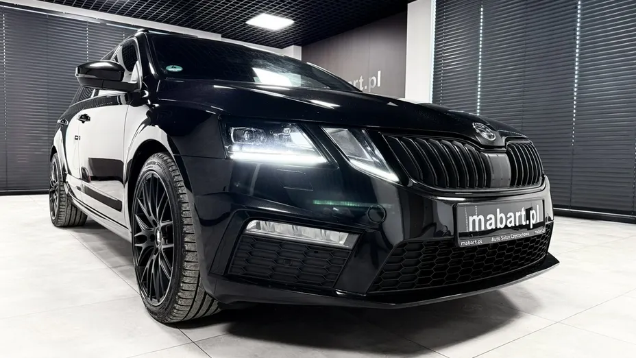 SKODA Octavia -