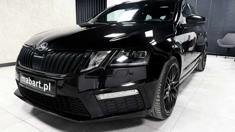 SKODA Octavia -
