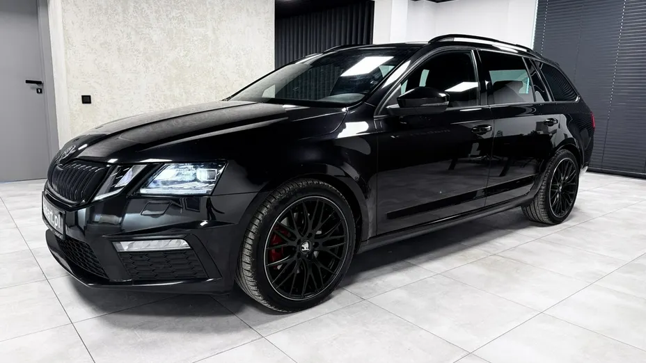 SKODA Octavia -