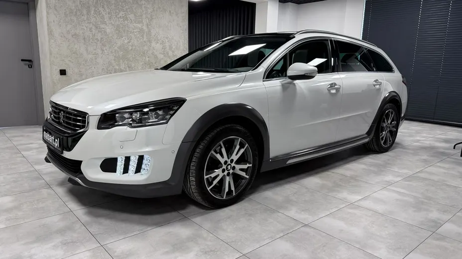 PEUGEOT 508 -