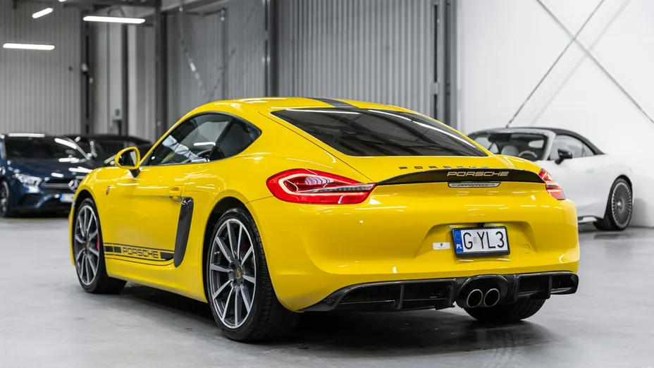 PORSCHE Cayman -
