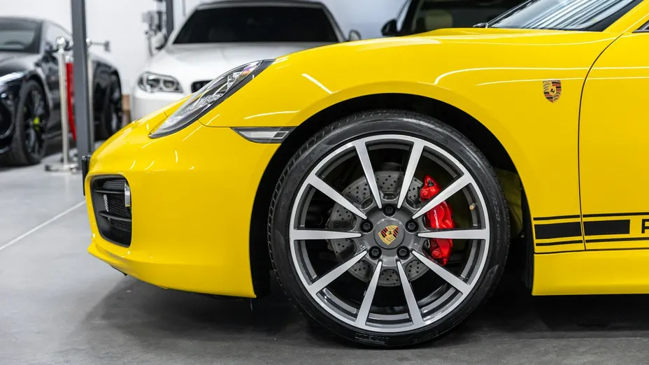 PORSCHE Cayman -
