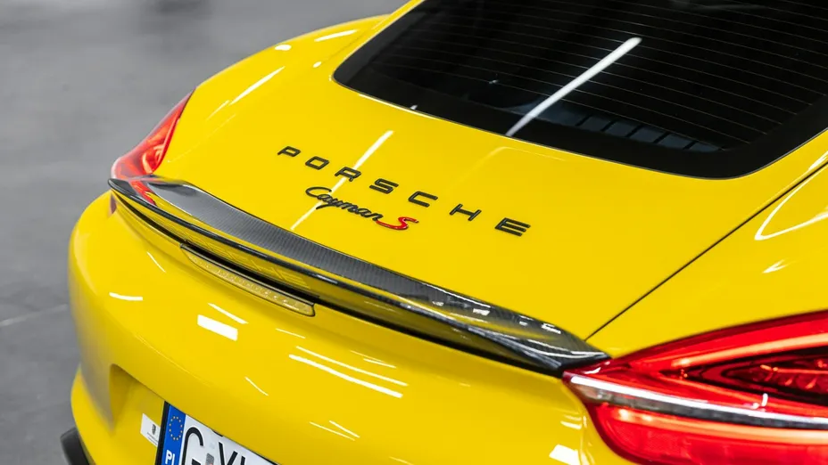 PORSCHE Cayman -