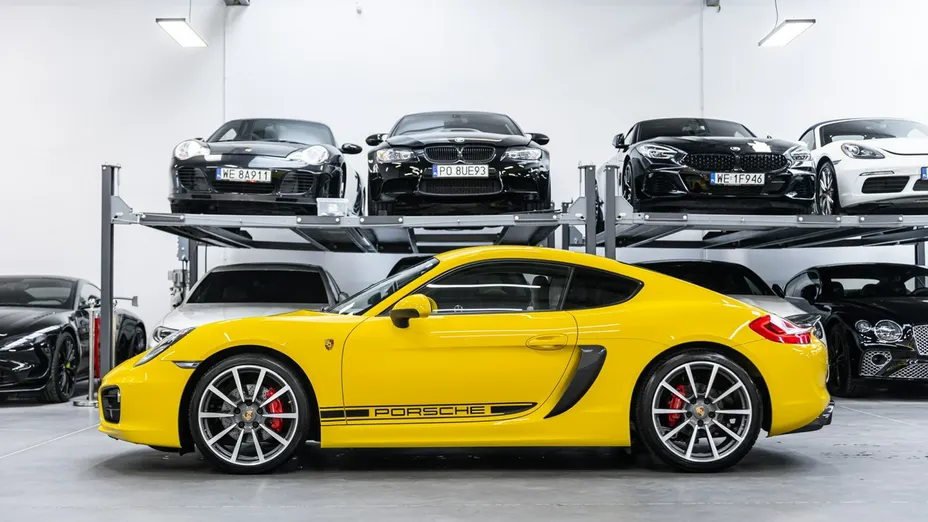 PORSCHE Cayman -