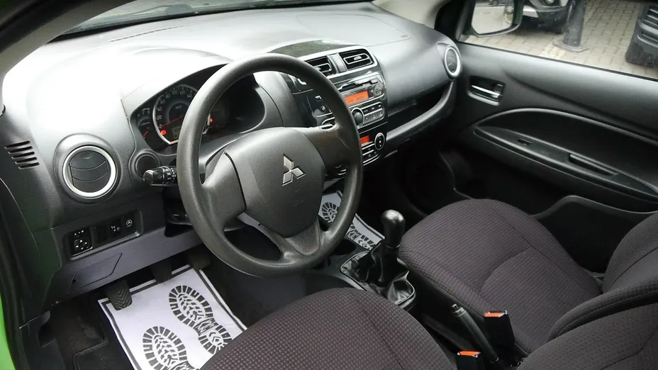 MITSUBISHI Space Star -