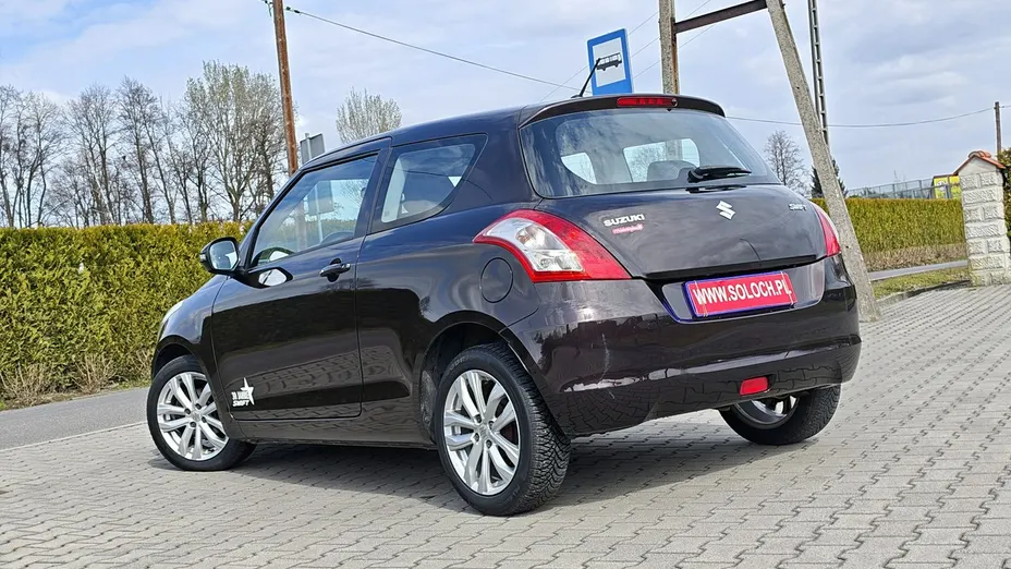 SUZUKI Swift -