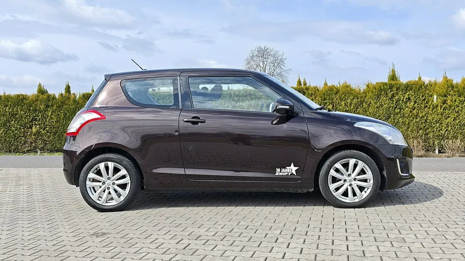 SUZUKI Swift -