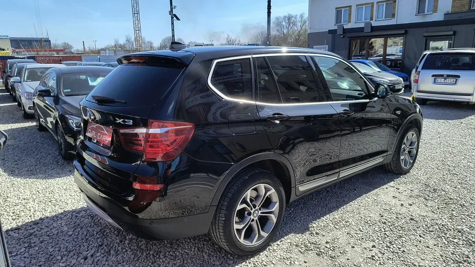BMW X3 -