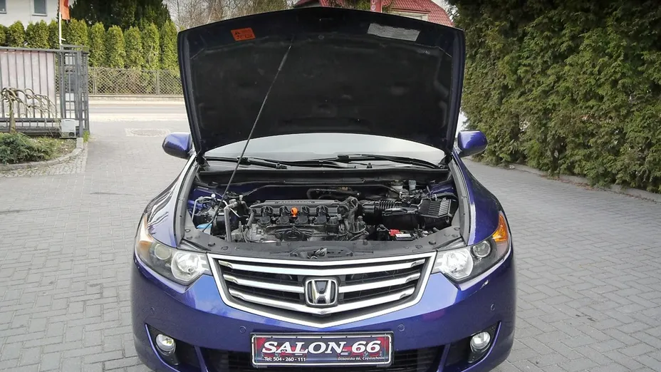 HONDA Accord -