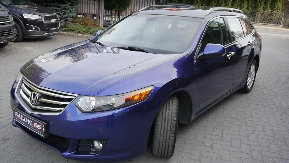 HONDA Accord -