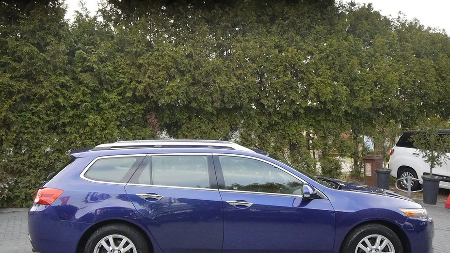 HONDA Accord -