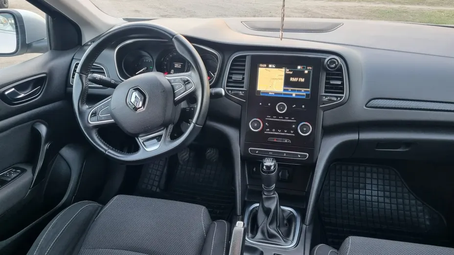RENAULT Megane -