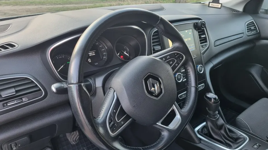 RENAULT Megane -
