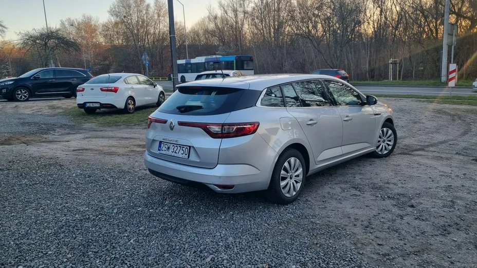 RENAULT Megane -