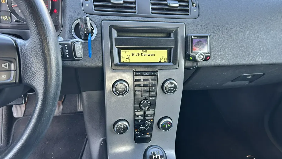VOLVO C30 -