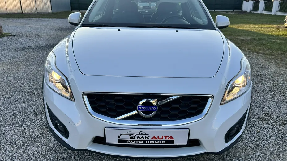 VOLVO C30 -