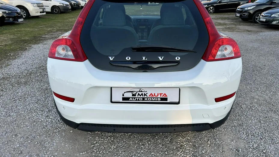 VOLVO C30 -