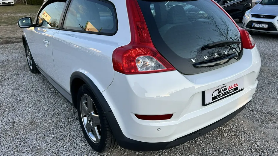 VOLVO C30 -