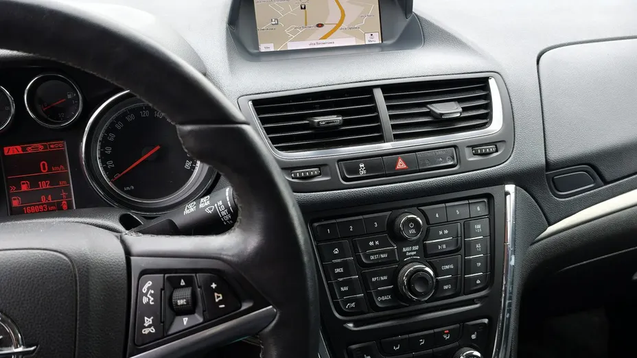 OPEL Mokka -
