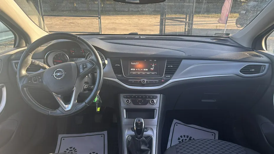 OPEL Astra -