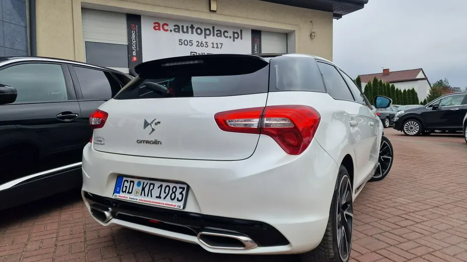 CITROEN DS5 -