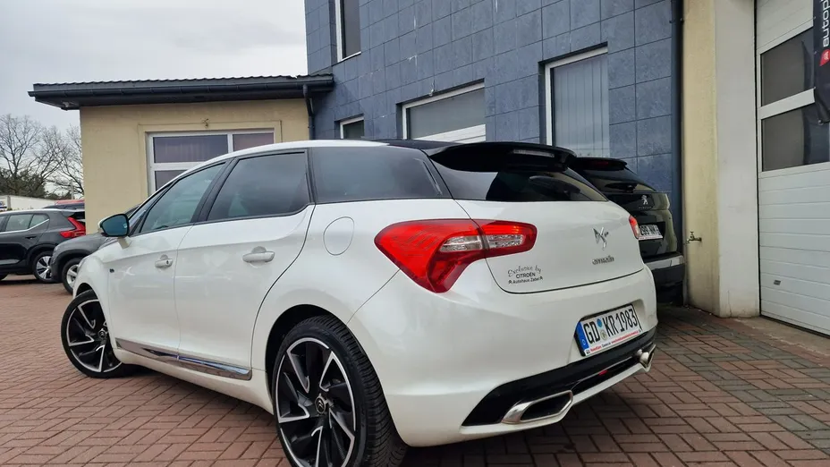 CITROEN DS5 -