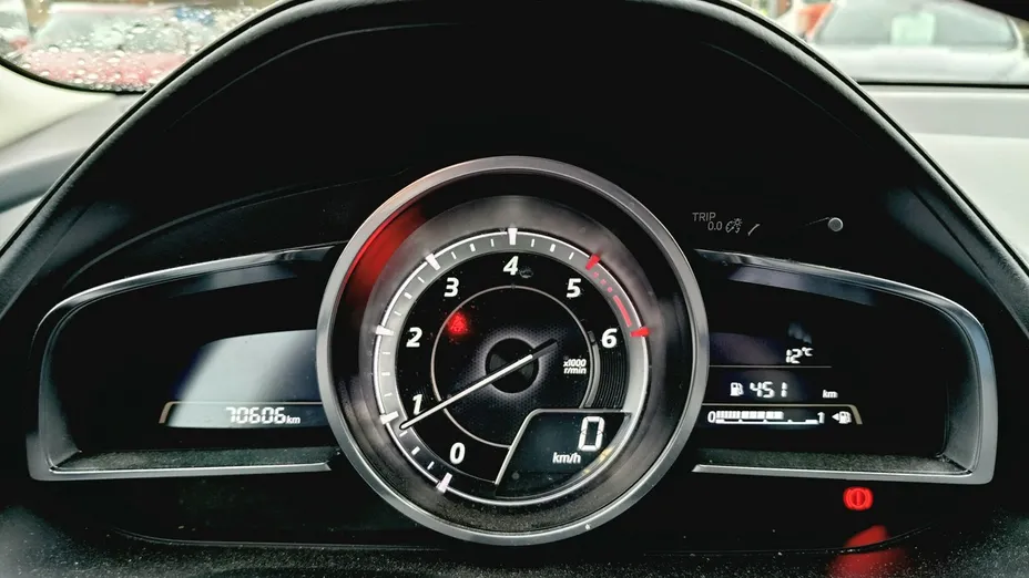 MAZDA CX-3 -