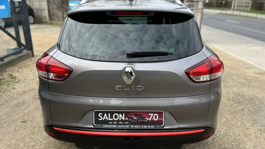 RENAULT Clio -
