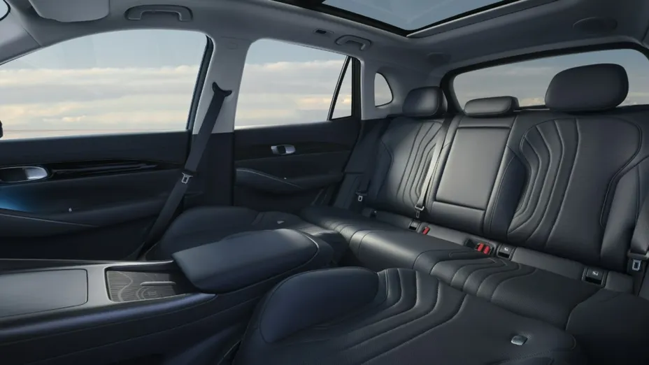GEELY EX5 -