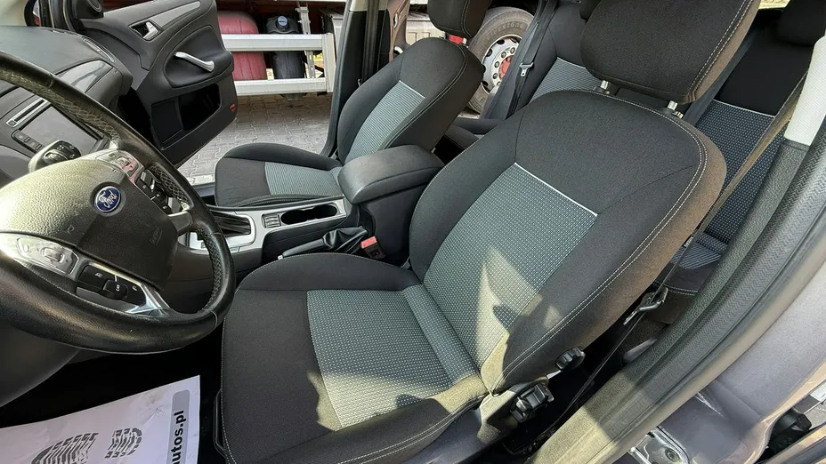 FORD Mondeo -