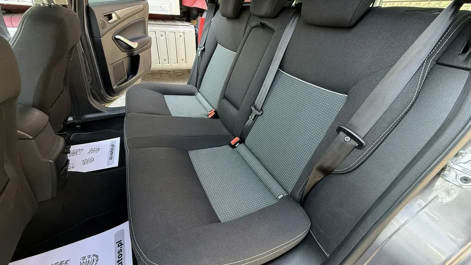 FORD Mondeo -
