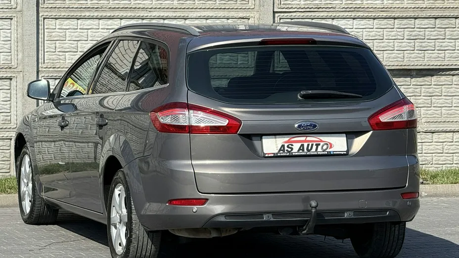 FORD Mondeo -