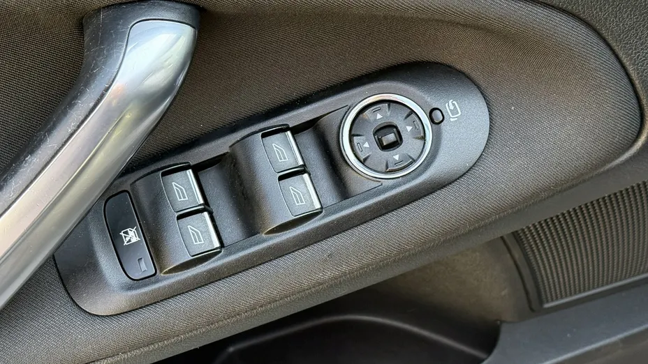 FORD Mondeo -