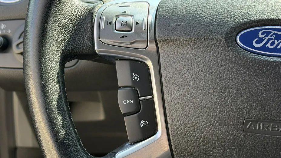 FORD Mondeo -