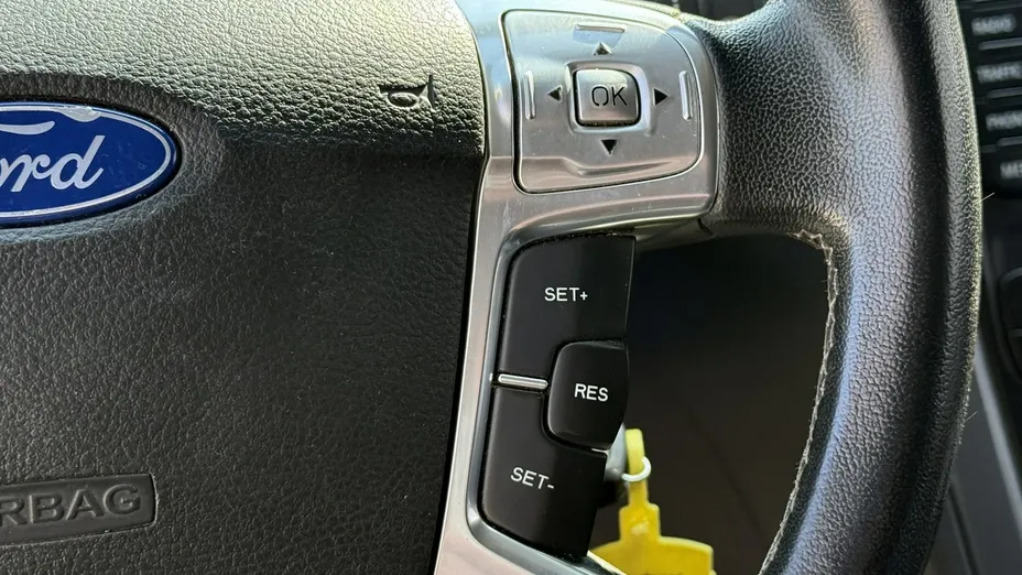 FORD Mondeo -