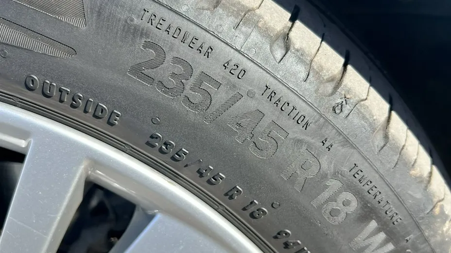 VOLKSWAGEN Passat -