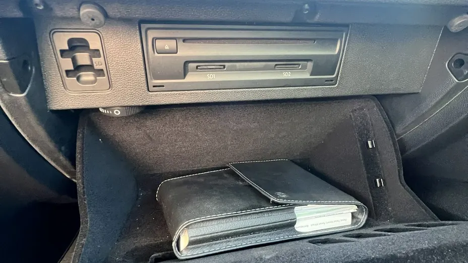 VOLKSWAGEN Passat -