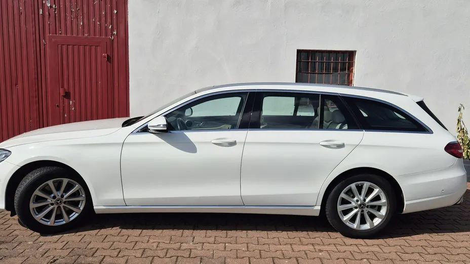 MERCEDES-BENZ E Klasa -
