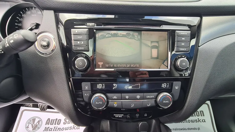 NISSAN Qashqai -