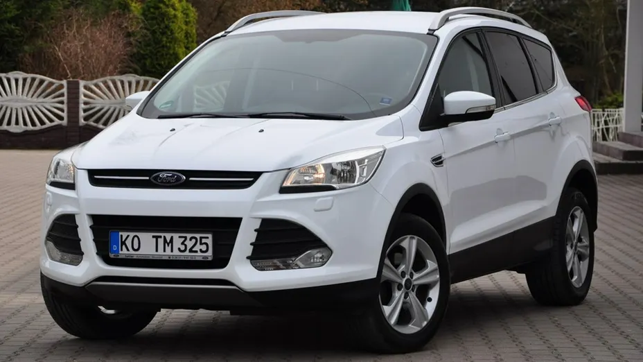 FORD Kuga -