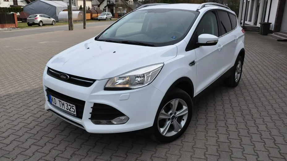 FORD Kuga -
