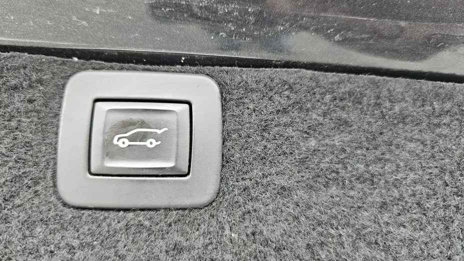 OPEL Insignia -