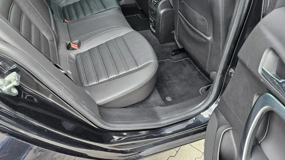 OPEL Insignia -