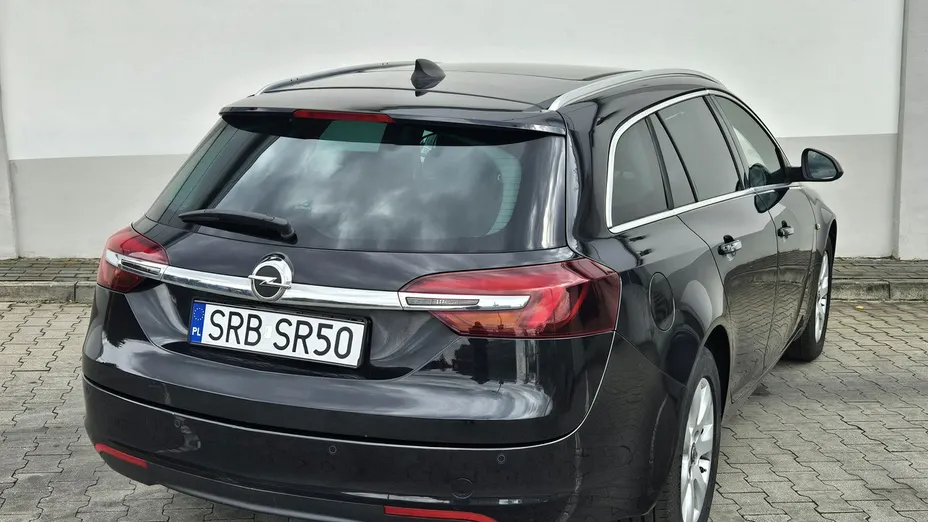 OPEL Insignia -