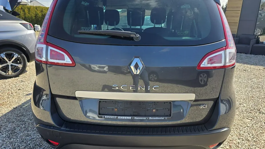 RENAULT Scenic -