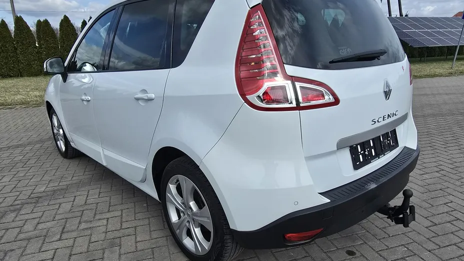 RENAULT Scenic -