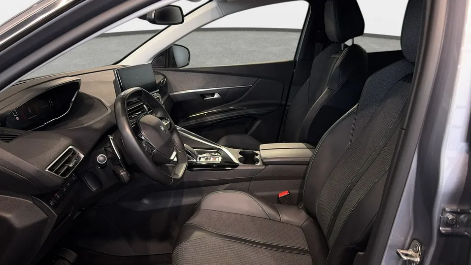 PEUGEOT 3008 3008 1.2 PureTech Allure S&S EAT8